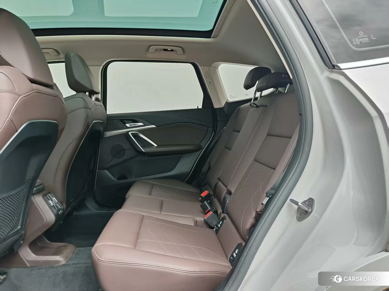 BMW X1 2023 Белый из Китая, фото 2