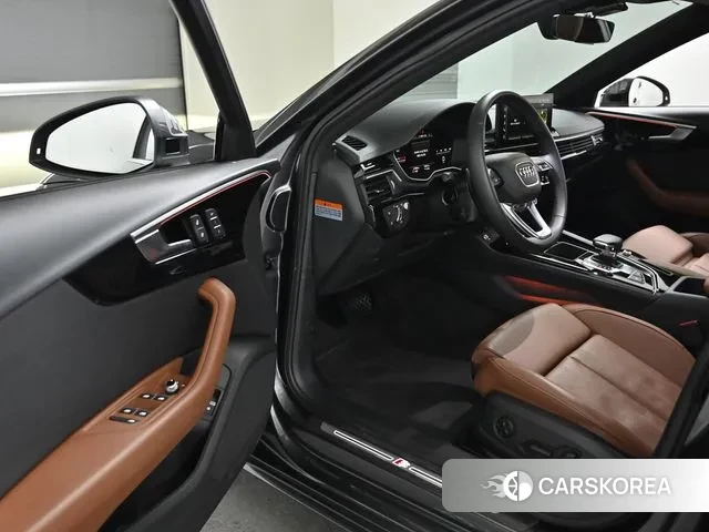 Audi A4 (B9) 2022 Серый из Кореи, фото 2