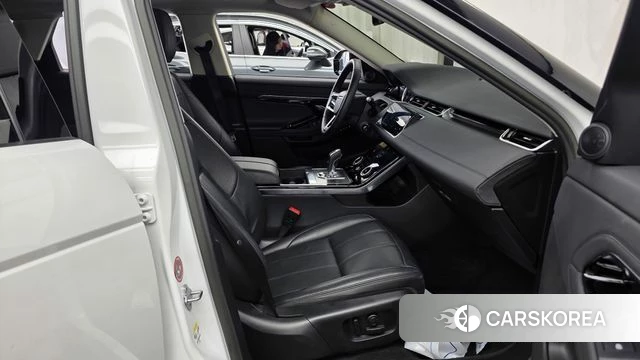 Land Rover Range Rover Evoque 2nd Generation 2023 Белый из Кореи, фото 2
