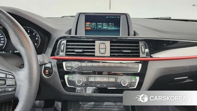 BMW 1 Series (F20) 2019 Белый из Кореи, фото 2