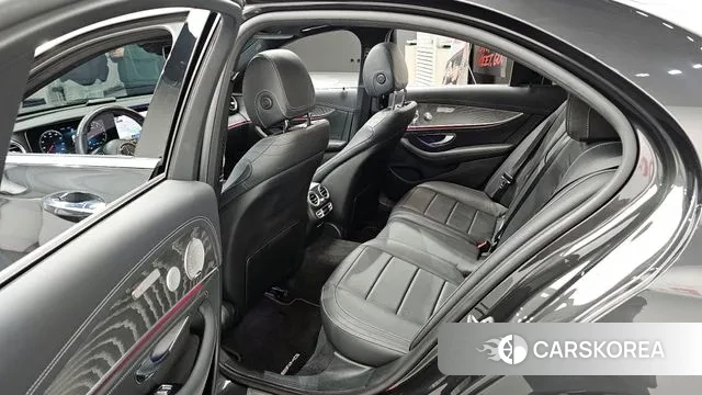 Mercedes-Benz E-Class W213 2021 Серый из Кореи, фото 2