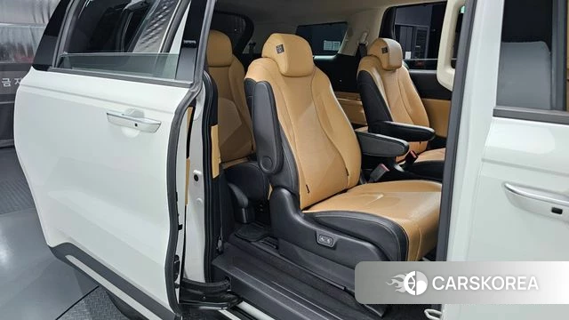 Kia Carnival 4th generation 2022 Белый из Кореи, фото 2