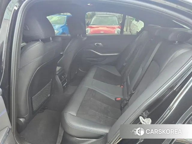 BMW 3 Series (G20) 2022 Черный из Кореи, фото 2