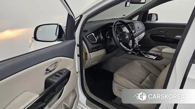 Kia The New Carnival 2018 Белый из Кореи, фото 2