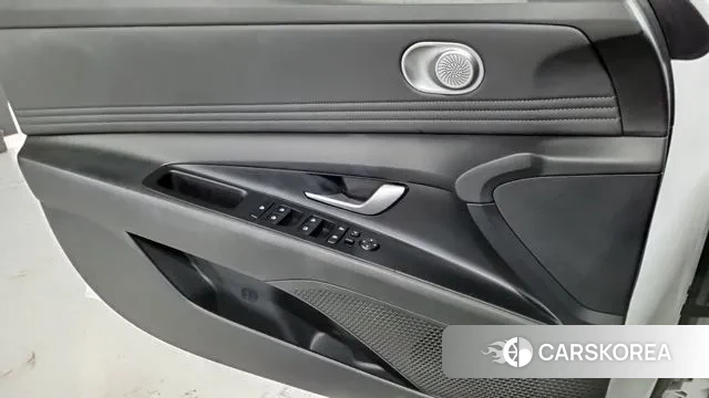 Hyundai Avante (CN7) 2022 Белый из Кореи, фото 2