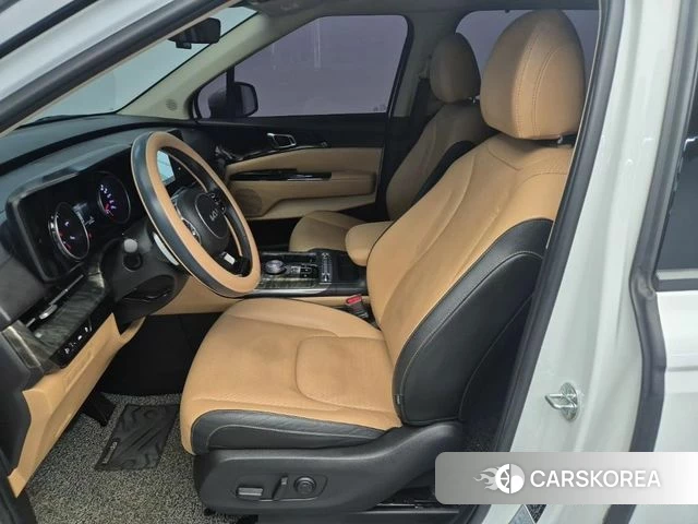 Kia Carnival 4th generation 2023 Белый из Кореи, фото 2