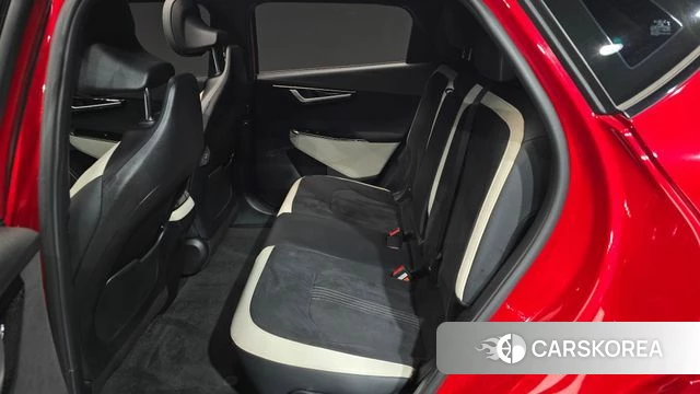 Kia EV6 2022 Красный из Кореи, фото 2