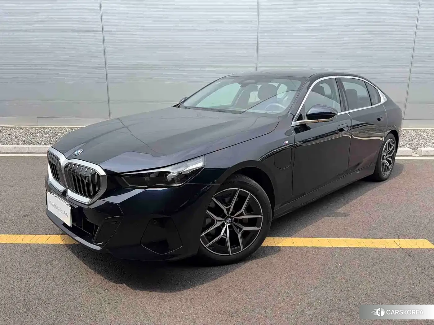 BMW i5 2025 Черный из Китая, фото 2