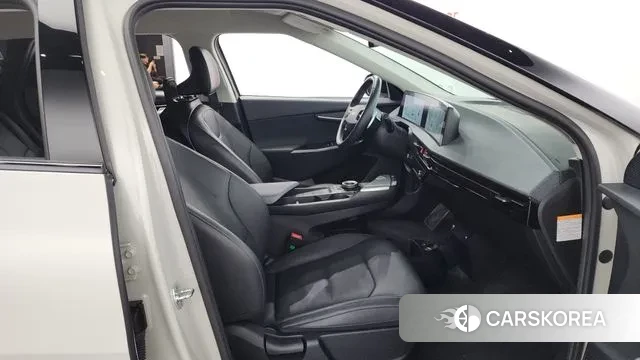 Kia EV6 2022 Жемчужный цвет из Кореи, фото 2