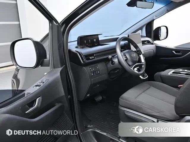 Hyundai Staria 2021 Черный из Кореи, фото 2