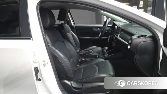 Kia Come New K3 2018 Белый из Кореи, фото 2