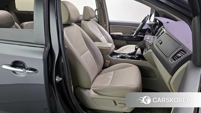 Kia The New Carnival 2019 Серый из Кореи, фото 2