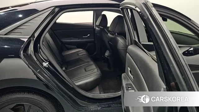 Hyundai Avante (CN7) 2022 Черный из Кореи, фото 2