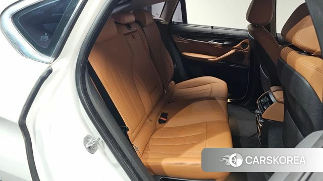 BMW X6 (F16) 2018 Белый из Кореи, фото 2