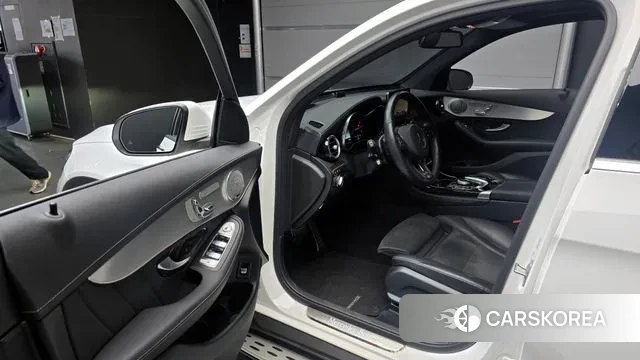 Mercedes-Benz GLC-Class X253 2019 Белый из Кореи, фото 2