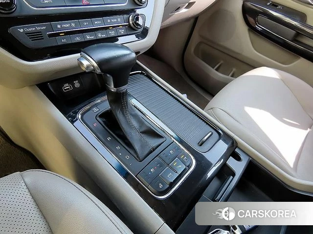 Kia All New Carnival 2018 Белый из Кореи, фото 2