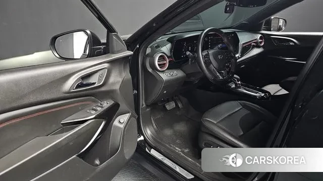 Chevrolet (GM Daewoo) Trax Crossover 2023 Черный из Кореи, фото 2