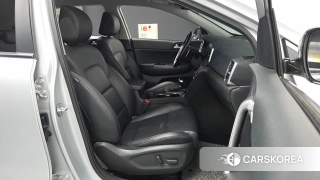 Kia Sportage The Bold 2018 Серебряный из Кореи, фото 2
