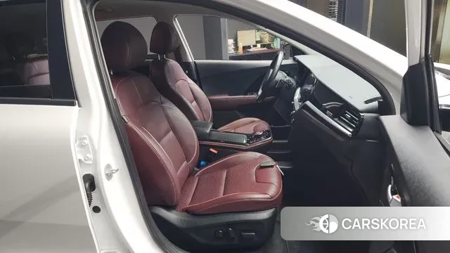 Kia Niro EV 2022 Белый из Кореи, фото 2