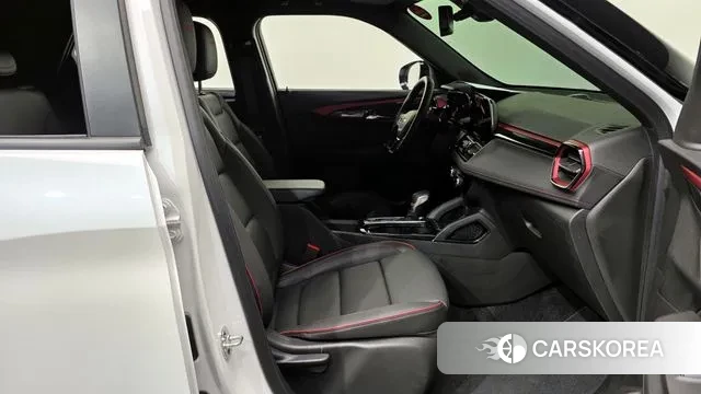 Chevrolet (GM Daewoo) The New Trail Blazer 2024 Белый из Кореи, фото 2