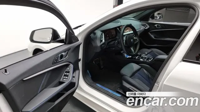 BMW 1 Series (F40) id 2710925 из Кореи 2