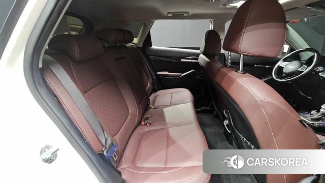 Kia Seltos 2022 Белый из Кореи, фото 2