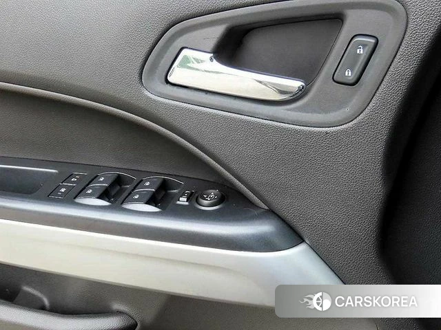 Chevrolet (GM Daewoo) Real New Colorado 2022 Серый из Кореи, фото 2