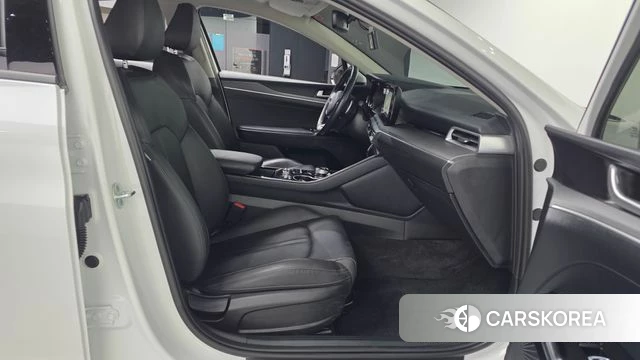 Kia K5 3rd generation 2022 Белый из Кореи, фото 2