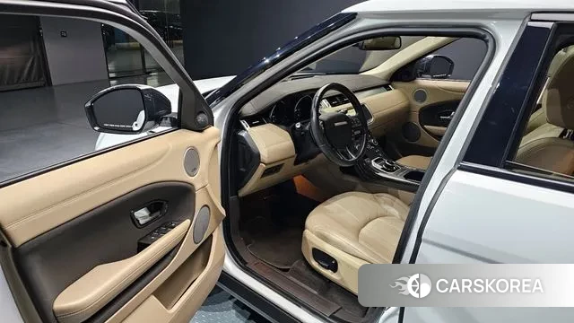 Land Rover Range Rover Evoque 2018 Белый из Кореи, фото 2