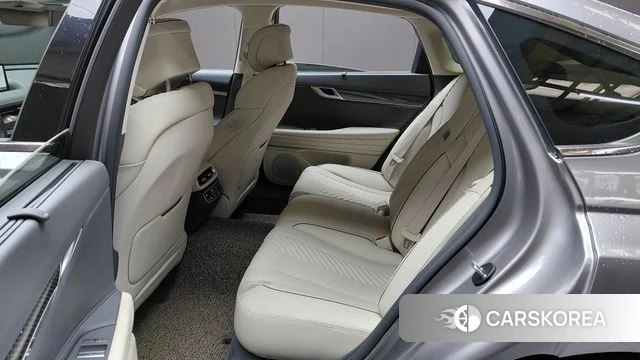 Genesis G80 (RG3) 2023 Серебряный из Кореи, фото 2