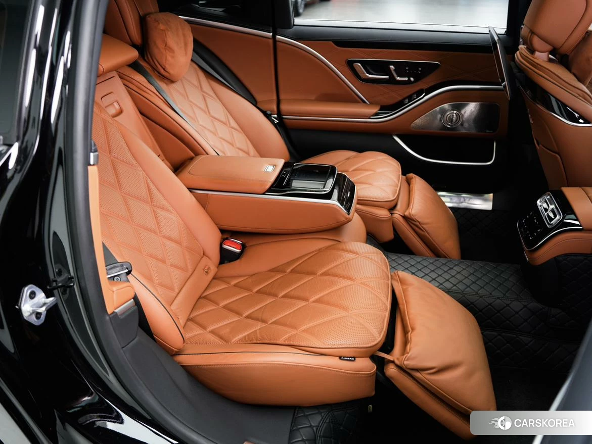 Mercedes-Benz Maybach S-class 2022 Черный из Китая, фото 2