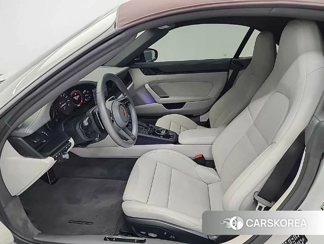 Porsche 911(992) 2023 Белый из Кореи, фото 2