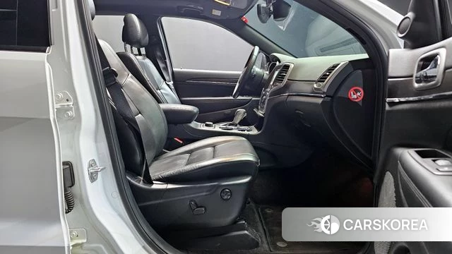 Jeep Grand Cherokee 2018 Белый из Кореи, фото 2