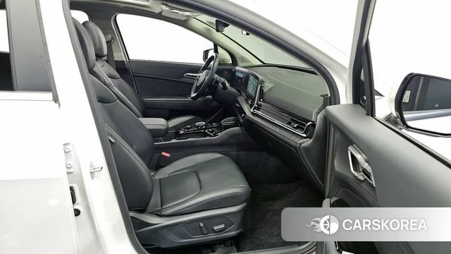 Kia Sportage 5th Generation 2022 Белый из Кореи, фото 2