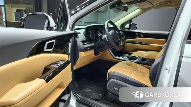 Kia Carnival 4th generation 2023 Белый из Кореи, фото 2