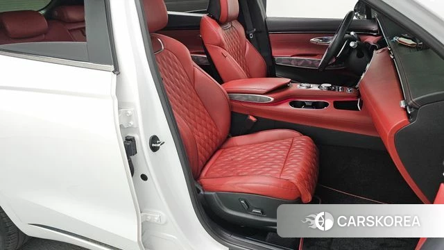 Genesis GV70 2021 Белый из Кореи, фото 2