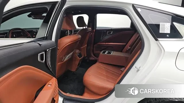 Kia The New K8 Hybrid 2024 Белый из Кореи, фото 2