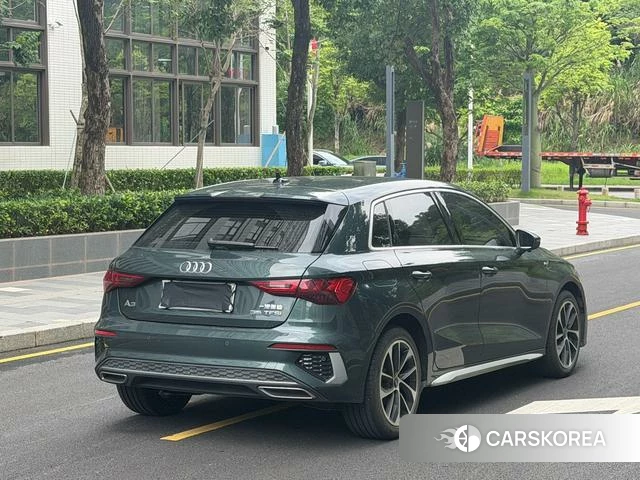 Audi A3 2022 Зеленый из Китая, фото 2