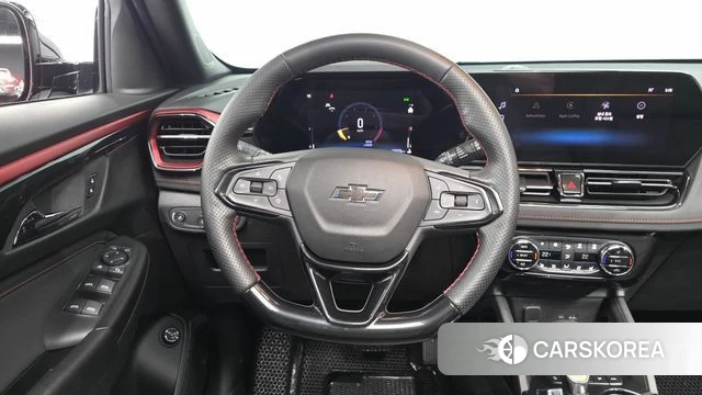 Chevrolet (GM Daewoo) The New Trail Blazer 2024 Черный из Кореи, фото 2