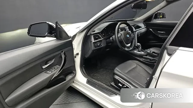 BMW 3 Series GT (F34) 2020 Белый из Кореи, фото 2