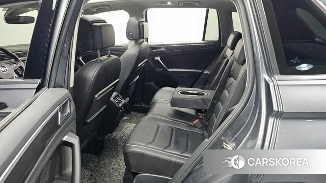 Volkswagen Tiguan second Generation 2020 Серый из Кореи, фото 2