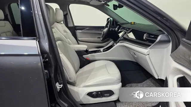 Jeep Grand Cherokee (WL) 2022 Серый из Кореи, фото 2