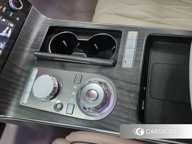 Genesis G80 (RG3) 2024 Черный из Кореи, фото 2