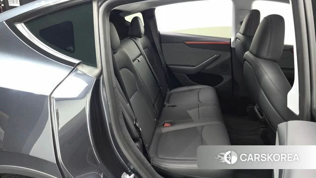 Tesla Model Y 2025 Серый из Кореи, фото 2