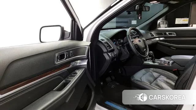 Ford Explorer 2018 Серый из Кореи, фото 2