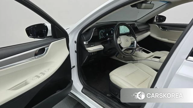 Hyundai The New Grandeur IG Hybrid 2022 Белый из Кореи, фото 2