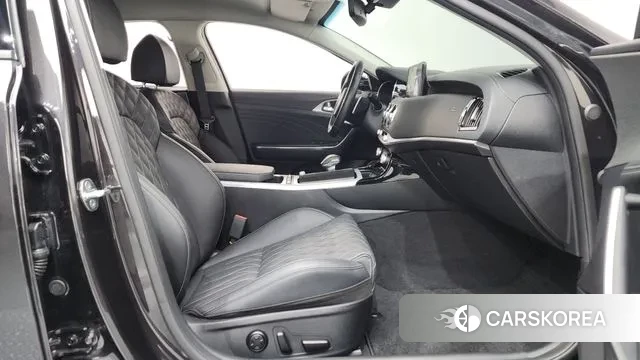 Kia Stinger Meister 2022 Черный из Кореи, фото 2