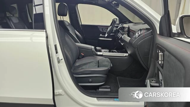 Mercedes-Benz EQB X243 2024 Белый из Кореи, фото 2