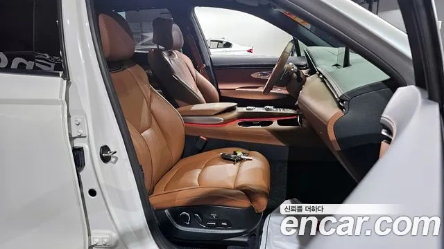 Genesis GV70 2022 Белый из Кореи, фото 2