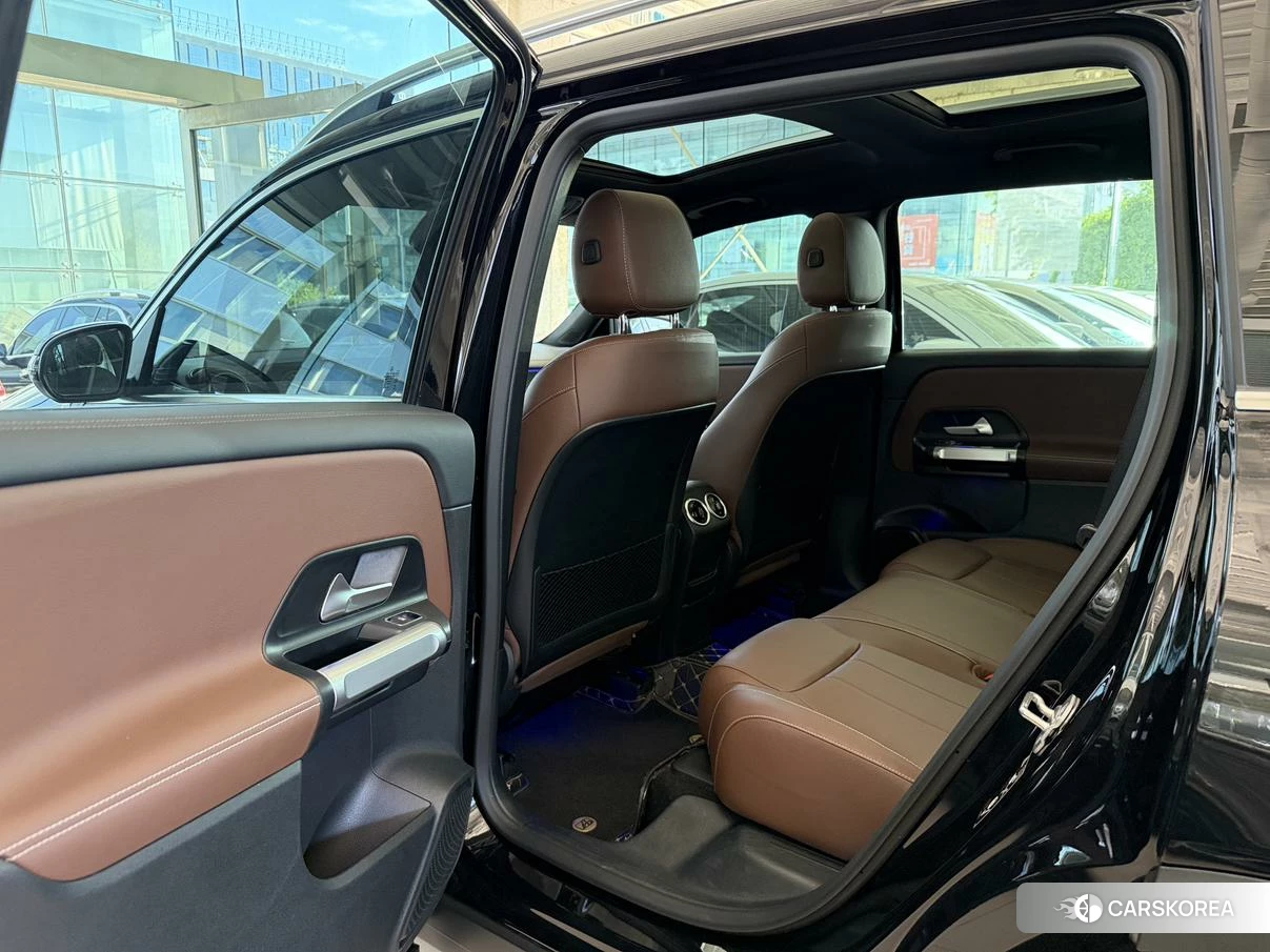 Mercedes-Benz GLB 2025 Черный из Китая, фото 2